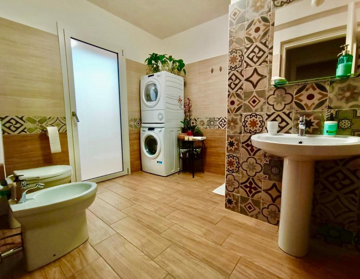 Indipendente Nel Centro Di Decimomannu Villa Bagian luar foto